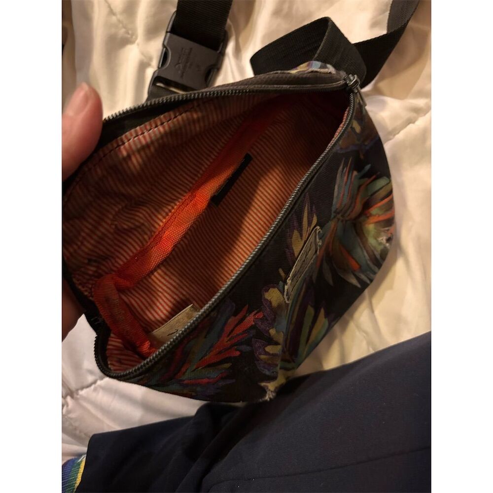 Herschel Unisex Fanny/Crossbody Bags Black & Tropical Print Set of 2 - Picture 6 of 7